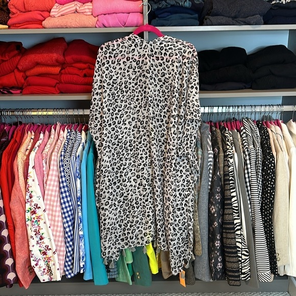 Love of Fashion gray/white/black leopard print duster OS NWT - Picture 3 of 3